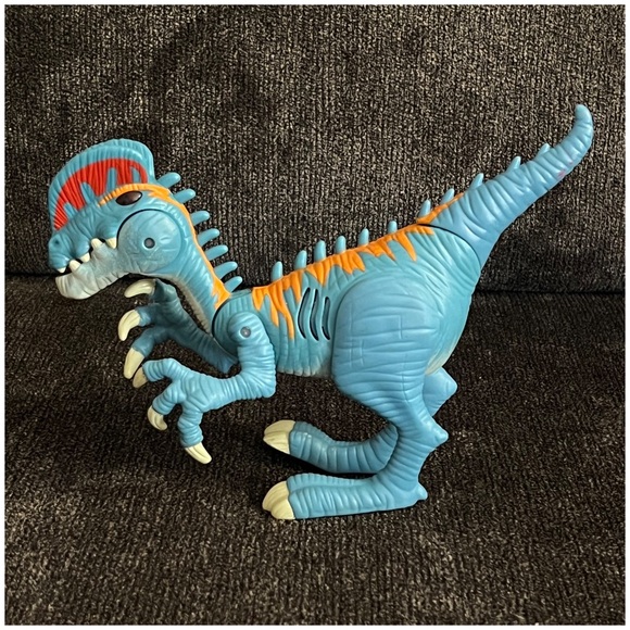 Jurassic World Hasbro Jw Sfx Dilophosaurus Toy - Picture 6 of 9